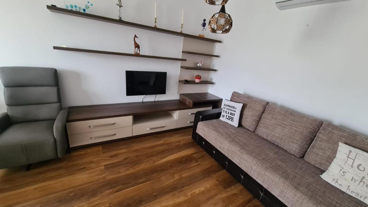 Apartament Mirubias Apartment Brasov Exterior photo